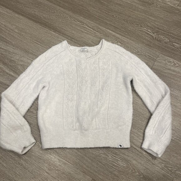 Abercrombie Kids Girls Soft White Eyelash Sweater Size 11/12 Holiday - Picture 1 of 4